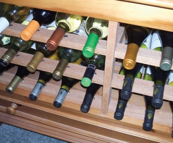 Många viner blir bättre med tiden, men inte alla och inget tål att sparas för länge. Foto: ConanTheLibrarian/flickr