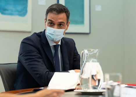 Regeringschefen Pedro Sánchez är optimistisk beträffande möjligheten till ett snart vaccin.