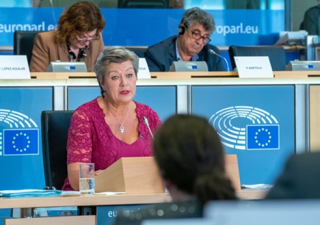 EU:s kommissionär Ylva Johansson väntas resa denna vecka till Mauretanien tillsammans med Spaniens inrikesminister Fernando Grande-Marlaska, för att behandla den nya flyktingvågen från Västafrika. Foto: European Parliament/Wikimedia Commons