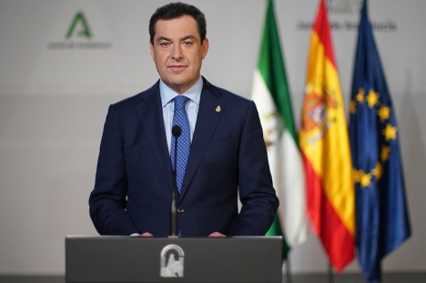 Andalusiens regionalpresident Juanma Moreno, har annonserat en gradvis nedtrappning av restriktionerna, bland annat med ökad rörlighet redan från 12 december. Foto: La Junta de Andalucía
