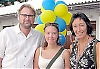 Peter, Rebecka och Nina Wickström, fick på nationaldagen ett utmärkt tillfälle att säga farväl till kustborna. I mitten av juni flyttar de tillbaka till Sverige och Småland.