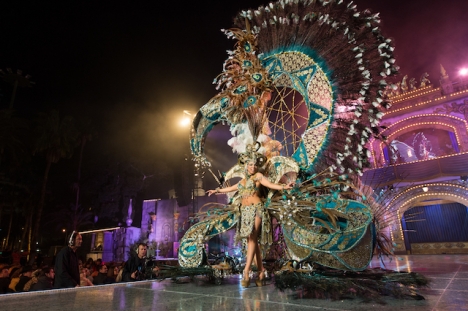 Karnevalsfirandet på öarna är inställt i år, men myndigheterna fruktar privata folksamlingar.