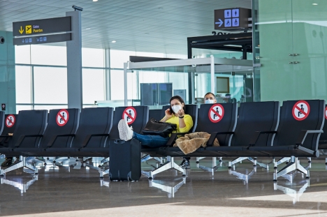 Antalet flygpassagerare i Spanien minskade med drygt 72 procent under 2020.