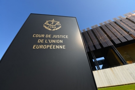 Utfall i bland annat EU-domstolen gör att det spanska åklagarämbetet nu avstår från att försöka driva in böter för icke-deklarerade tillgångar i utlandet.