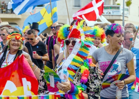 Prideparaden i Torremolinos 2018. Den sexuella frigörelsen i Spanien startade i Pasaje Begoña under 1960-talet. Nu får platsen erkännande som av särskilt turistintresse.