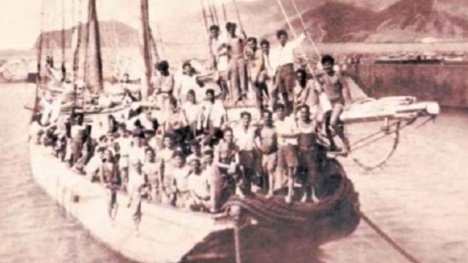 La Elvira var en de båtar som tog illegala flyktingar från Kanarieöarna till Venezuela under åren 1948-1950. Förhållandena under resan och vid ankomst liknade i mångt och mycket dagens båtflyktingars erfarenheter.
