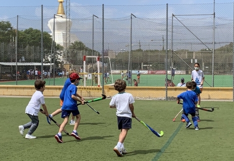 I Benalmádena är hockeyn en av de stora idrotterna och en populär aktivitet för både stora och små.