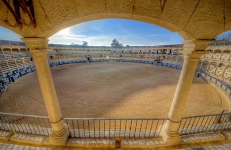 Tjurfäktningsarenan i Ronda är den äldsta i Spanien som hittills varit i bruk.