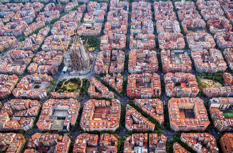 Kommunstyrelsen i Barcelona planerar att dra in alla licenser för korttidsuthyrning fram till 2029.
