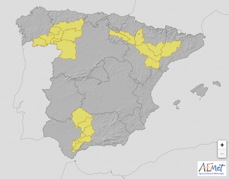 Från och med midnatt natten till 27 juni råder gul beredskap för kraftig nederbörd i bland annat de centrala delarna av Andalusien. Karta: Aemet