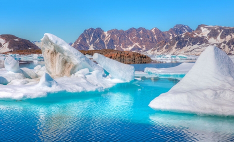 Issmältningen i Arktis bidrar enligt spanska forskare till tillfälliga temperaturfall i Spanien.