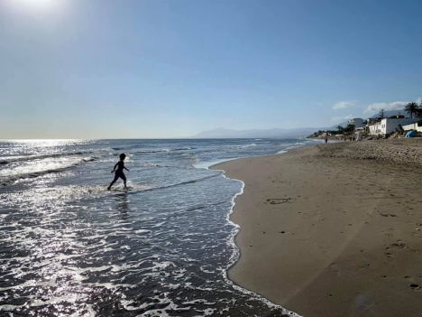 En av bloggarens favoritstränder på Costa del Sol, ligger i östra Marbella.