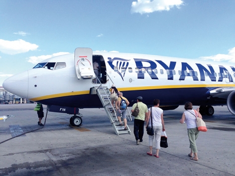 Mer än hälften av böterna utdelas till lågprisflygbolaget Ryanair.