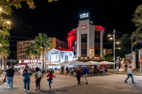 Plaza Costa del Sol utgör navet i lågutsläppszonen i Torremolinos.