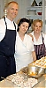 Svenske kocken Henrik Regnér från Atmosfär i Malmö låg bakom de skånska tapas som serverades efter prisceremonin. Hjälp i köket fick han av spanjorskorna María Calvo och Cecilia Martín.
