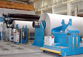 På Holmen Papers fabrik i Madrid tillverkas årligen 460 000 ton papper som används till tidningar och magasin som El País och Tiempo