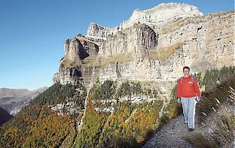 På Topwalks.net finns i dagsläget 210 vandringsleder kartlagda runt om i Spanien. Fajaleden i Valle de Ordesa är enligt Paula Repo en av de mest exotiska lederna i Pyrenéerna.