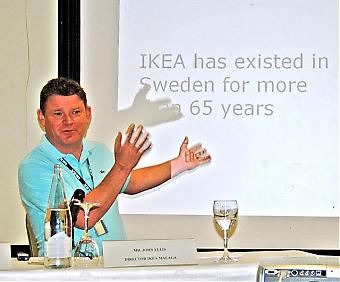 IKEA Málagas direktör John Ellis väckte stort intresse vid Svensk-Spanska Handelskammarens och CIT Marbellas sammankomst 2 juni, på Hotel Incosol.