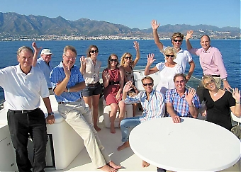 Svensk-Spanska Handelskammarens delegation i Andalusien arrangerade 14 september ett studiebesök hos Marina Marbella, i fiskehamnen i Marbella. Pricken över i var en båttur i det gnistrande blå Medelhavet.