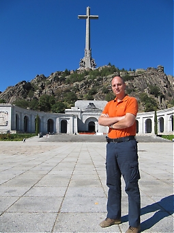 Francos mausoleum El Valle de los Caídos uppfördes med hjälp av republikanska fångar, som användes närmast som slavar.